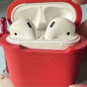 Apple AirPods 2nd generation (barely used)